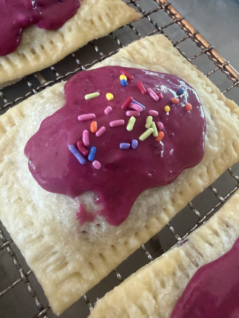 Homemade Blueberry Pop‑Tarts (Flaky, Jammy, and Better Than Store‑Bought)