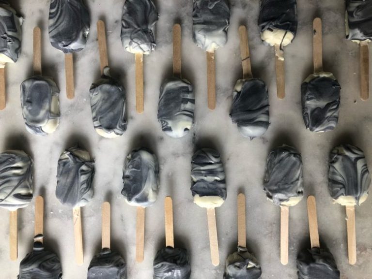 White Velvet Marbled Cake Pops